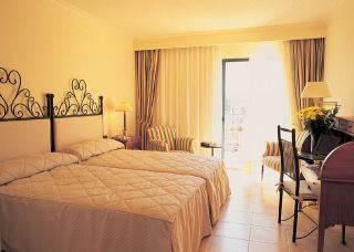 Portblue La Quinta Hotel And Spa Menorca Island Екстериор снимка